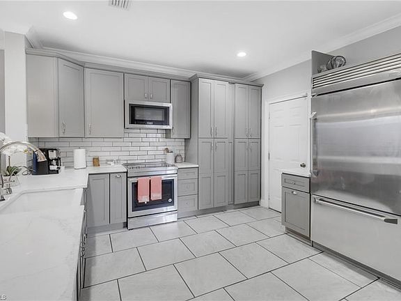 4th image of 3193 Antica ST