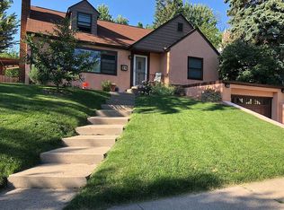 1071 Montana Ave W, Saint Paul, MN 55117