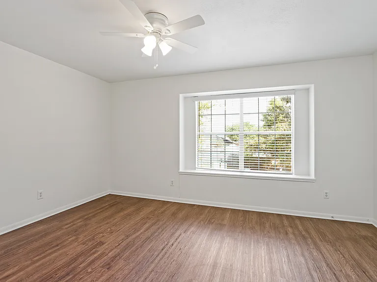 15127 Green Whisper Dr — Photo 22