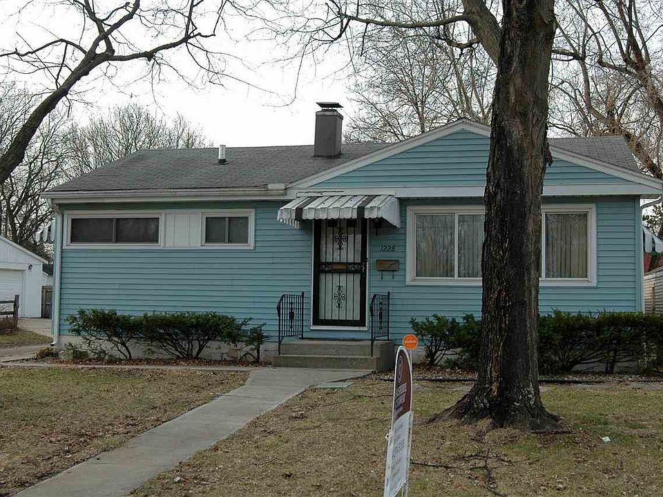 1st image of 1228 Corby Blvd