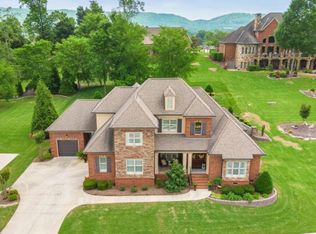 7863 Hampton Cove Dr, Ooltewah, TN 37363