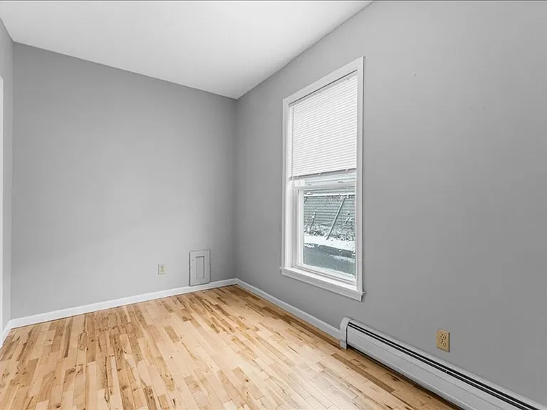158 Main Street — Photo 11