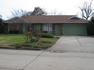 2262 E Raynell St, Springfield, MO 65804