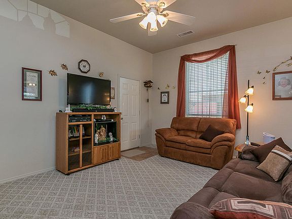 5th image of 2705 10th Ave