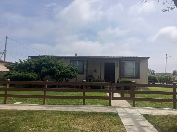 1110 Evergreen Ln, Port Hueneme, CA 93041