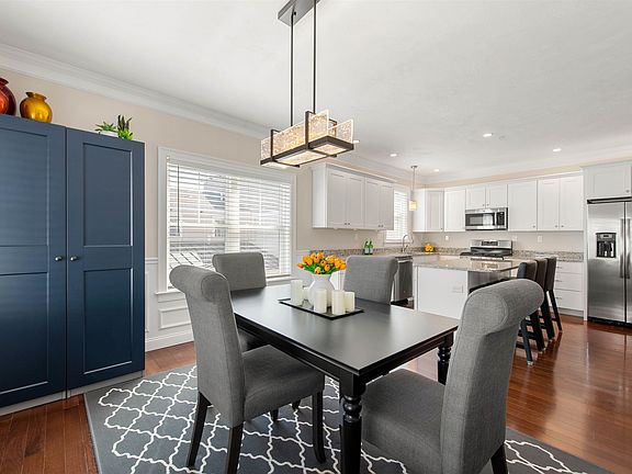 4th image of 8 Montalcino Way #87