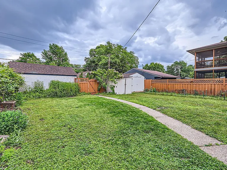 5053 Ewing Ave S — Photo 26
