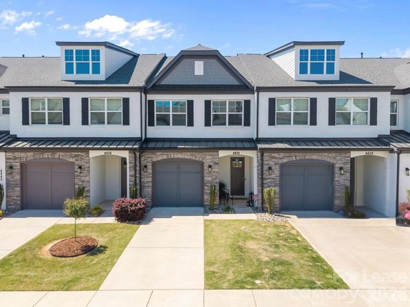 4832 Blanchard Way