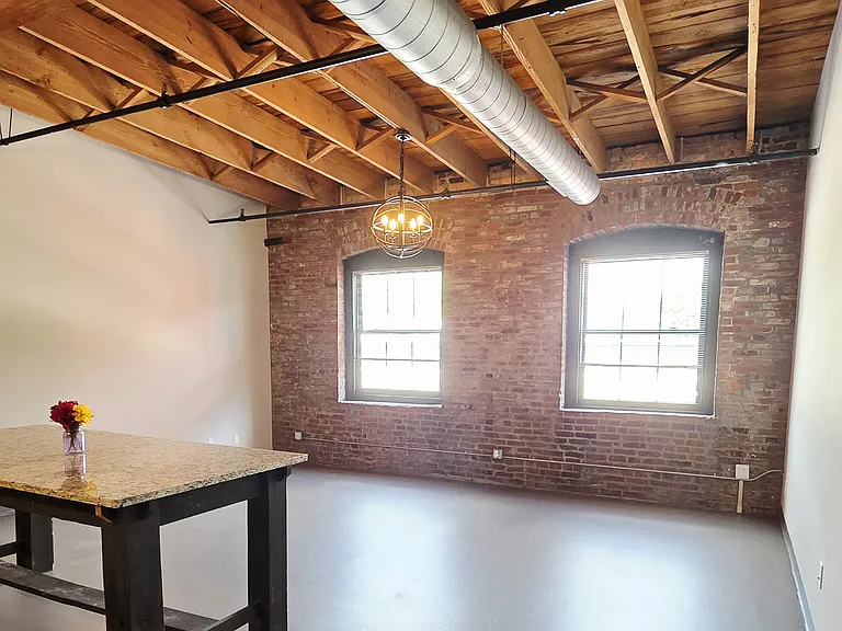 1445 S 18th St #208 — Photo 8