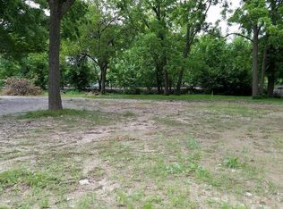 402 W Jackson St, Marshfield, MO 65706