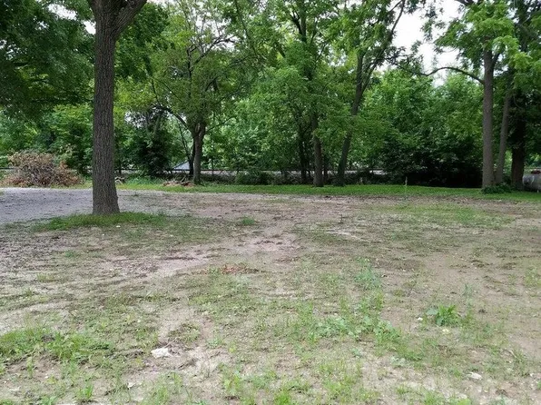 402 W Jackson Street, Marshfield, MO 65706