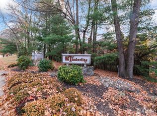 92 Heather Ct, Edison, NJ 08820