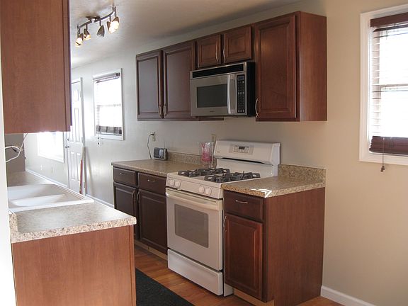 5th image of 12238 Harmony Dr