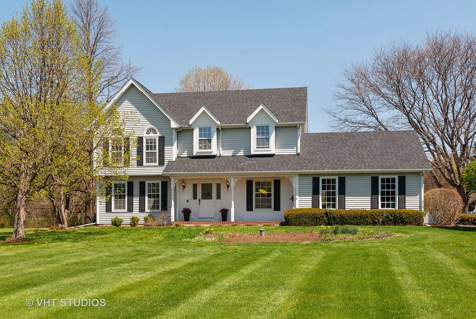 36W780 Oak Rd photo 1