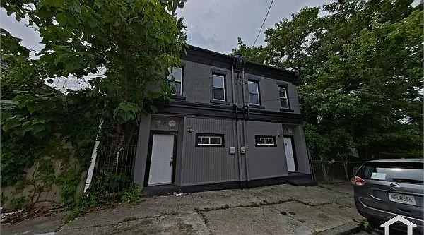 4 bed, $1,800 — Photo 3