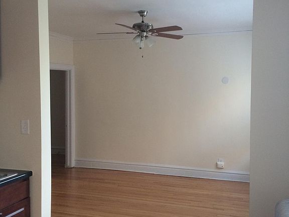 3rd image of 3313 W Palmer St #1