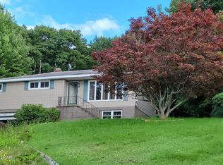 2163 Bear Creek Blvd, Bear Creek Township, PA 18702