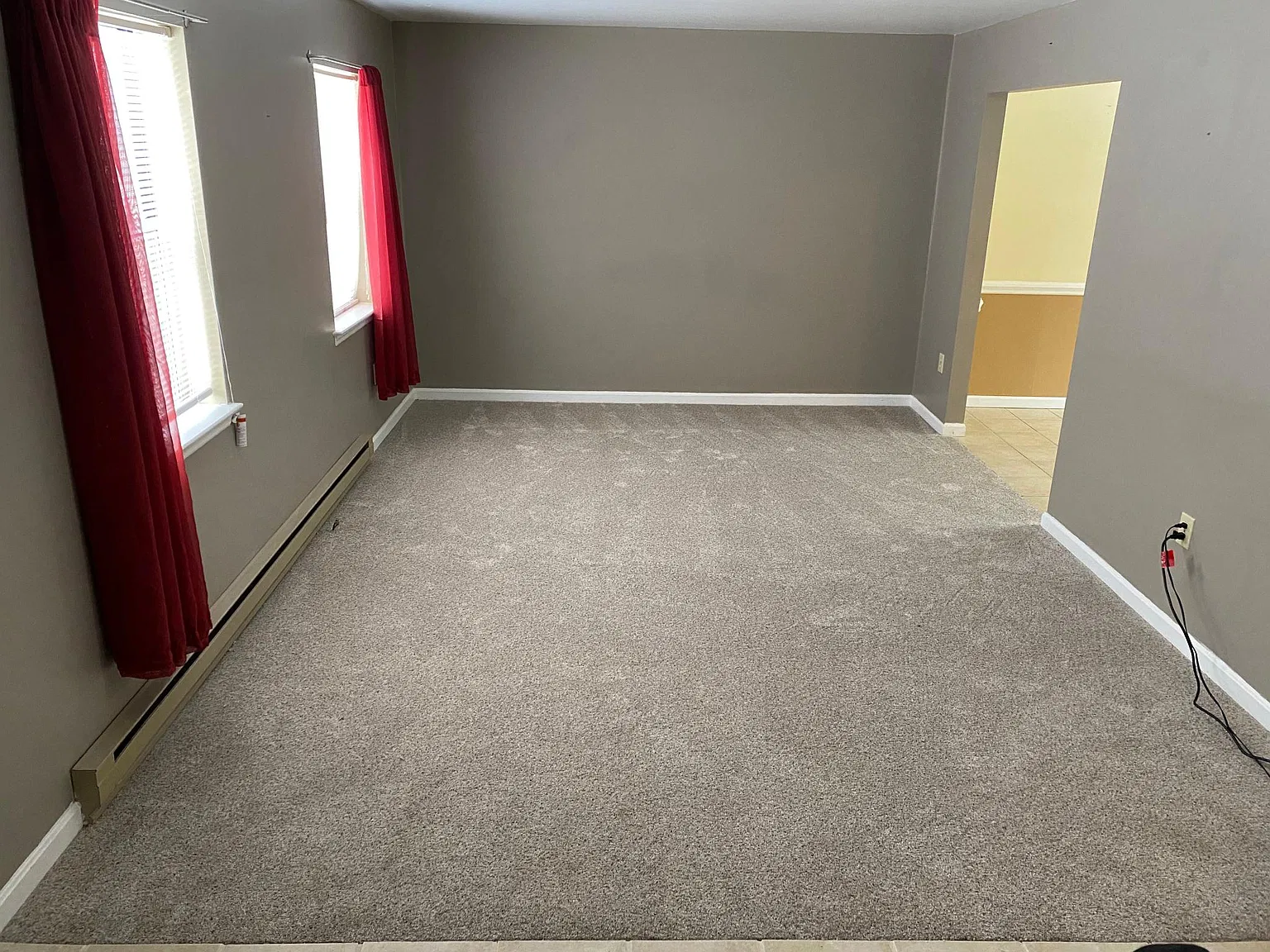 3 bed, 1.5 bath, 1250 sqft, $1,950 — Photo 1