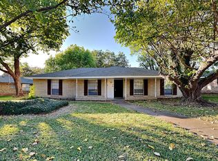 134 Bailey Dr, Desoto, TX 75115