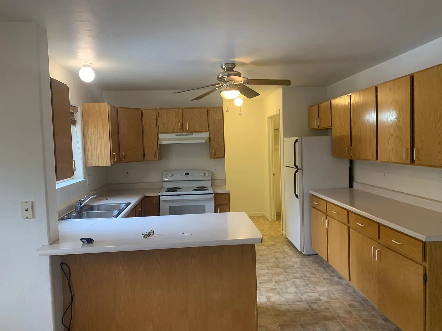 2 bed, 2.5 bath, 1308 sqft, $3,200 — Photo 3