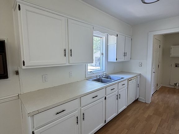 5th image of 1108 Brittingham St