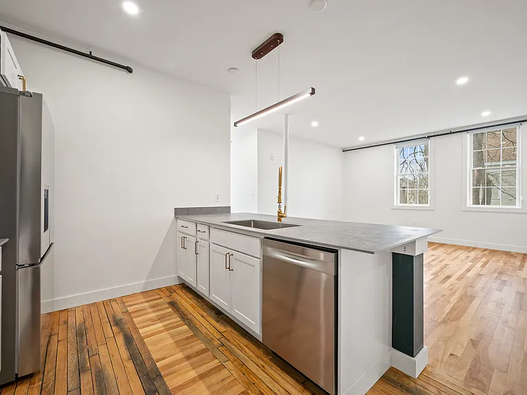 Orono Lofts — Photo 54
