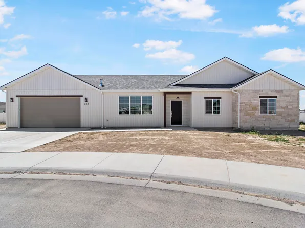 581 Gemini Ct, Twin Falls, ID 83301