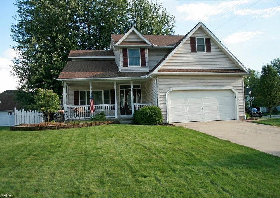 1st image of 393 Pemberton Dr