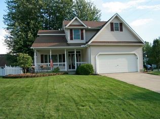 393 Pemberton Dr, Elyria, OH 44035