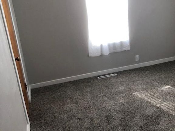 4th image of 2827-2829 Myrtle St