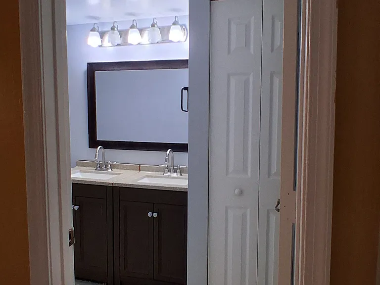 303 Waterview Dr — Photo 14