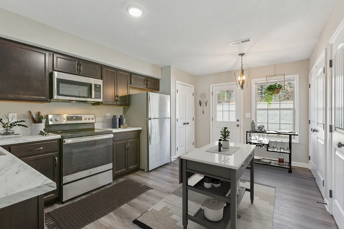 169 Center Pointe Dr — Photo 1