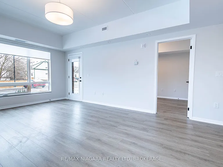 3998 Victoria Ave #111 — Photo 26