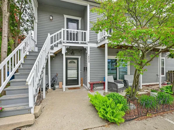 2504 South Delaware AVENUE #102, Milwaukee, WI 53207