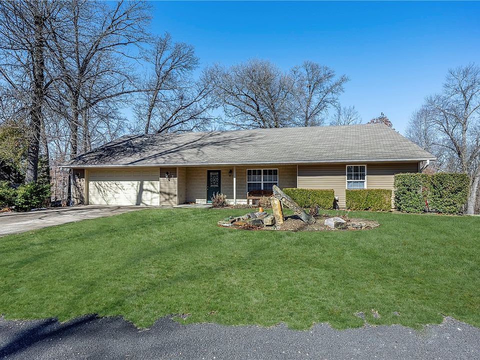 1st image of 2 Patton Ln
