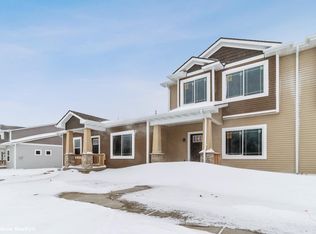 9333 Primo Ln, West Des Moines, IA 50266