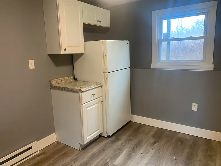 354 Main St #3 — Photo 6