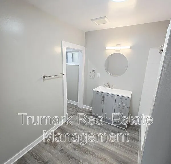 433 W Garfield Ave — Photo 9