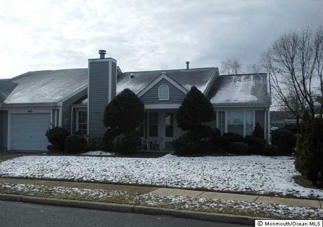 1st image of 1035 Thornbury Lane #B