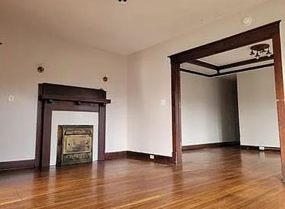 3rd image of 296 Main St #2