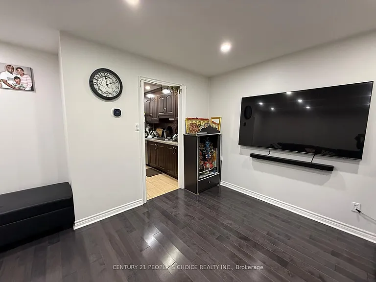 2753 Willowmore Way — Photo 14