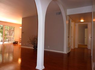 2648 State St APT 27, Santa Barbara, CA 93105