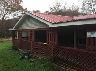 122 Andrea Ct, Naoma, WV 25140