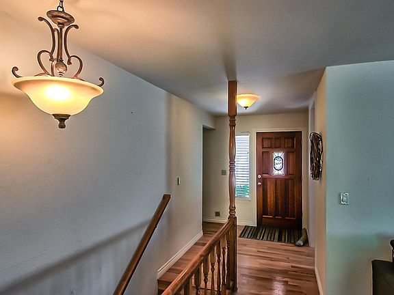 5th image of 8872 Olney Park Dr