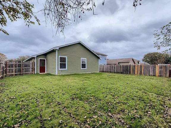 5th image of 7417 Aspen Brook Dr