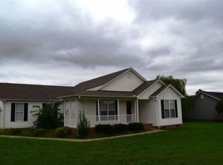 104 Summer Lady Ln, Boiling Springs, SC 29316