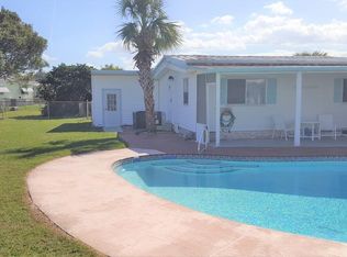 815 Wren Cir, Barefoot Bay, FL 32976