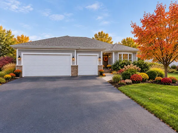 840 Verdi Ct, Woodstock, IL 60098