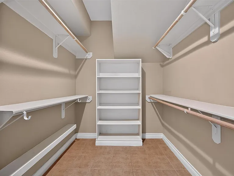 1015 Stanford St — Photo 43