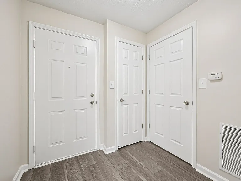 Bayberry Place Apartments — Photo 26